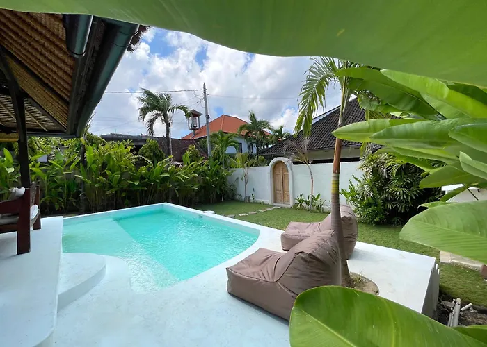Casa vacanze Serene Tropical Oasis 2br Private Pool Canggu's Heart
